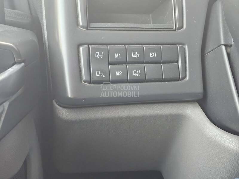 Scania R450 4 jastuka