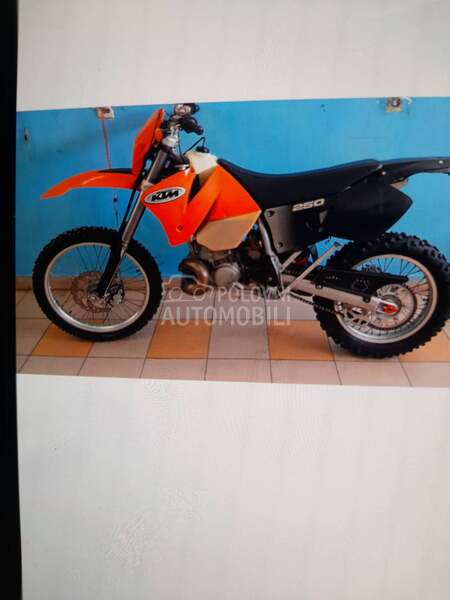 KTM exc 2t