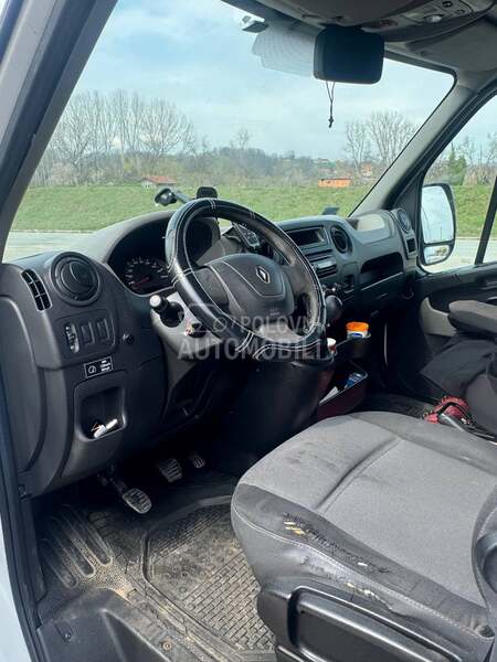 Renault Master 2.3