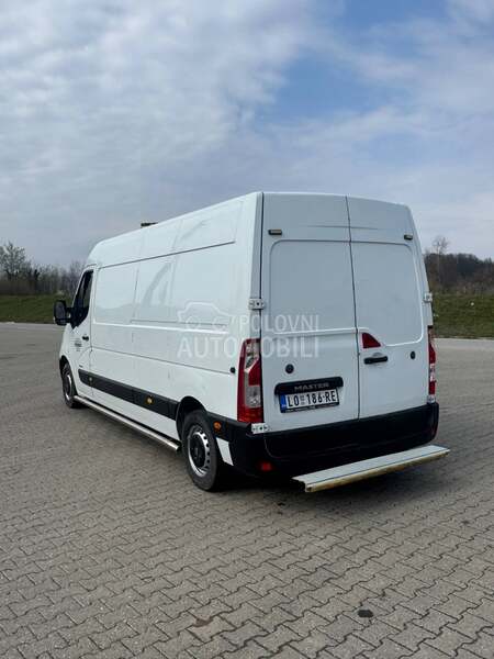 Renault Master 2.3