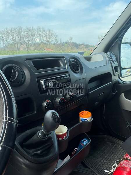 Renault Master 2.3