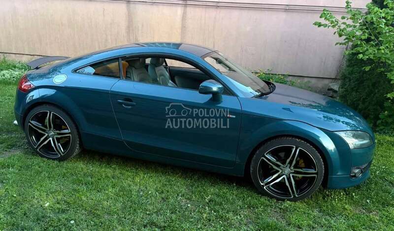 Audi TT 