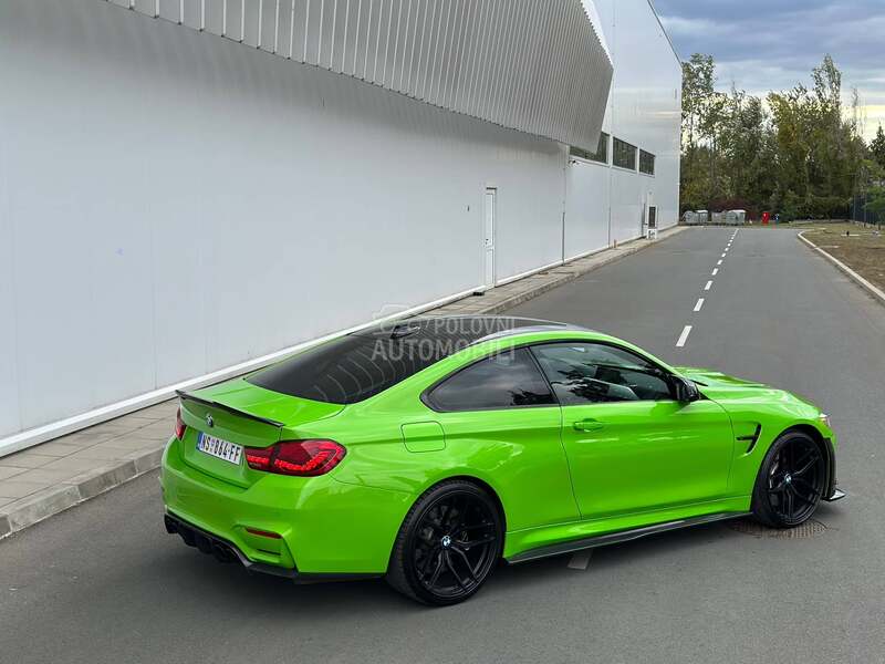 BMW M4 