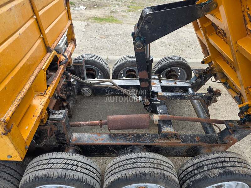 Mitsubishi DD180 8x8