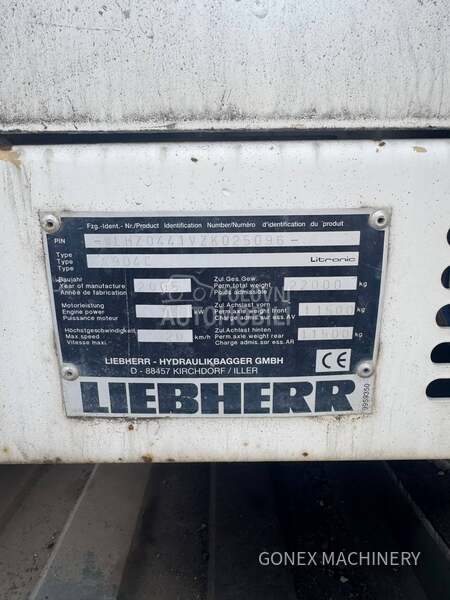 Liebherr A900C