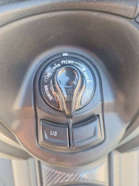 Yamaha X Max 300 Blue Core