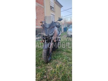 Yamaha X Max 300 Blue Core