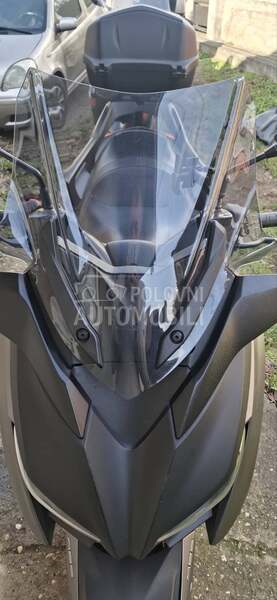 Yamaha X Max 300 Blue Core