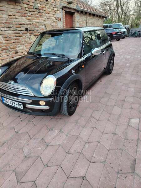 MINI Cooper 