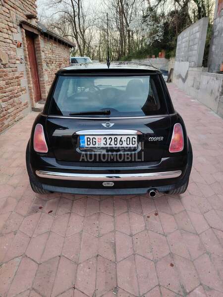 MINI Cooper 
