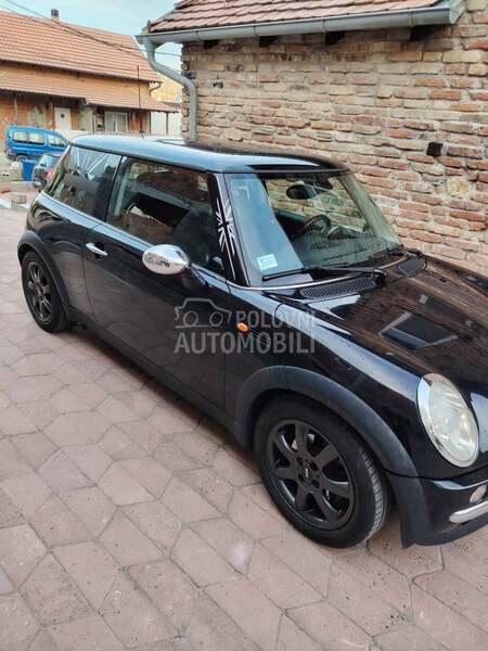 MINI Cooper 