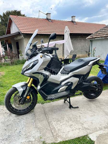 Honda X ADV 750