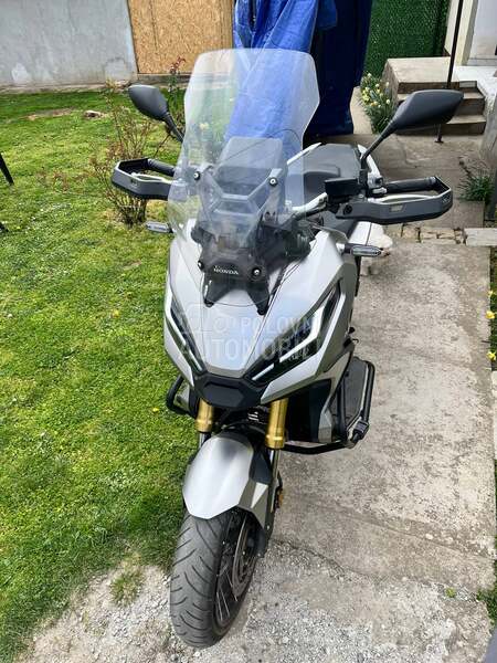 Honda X ADV 750