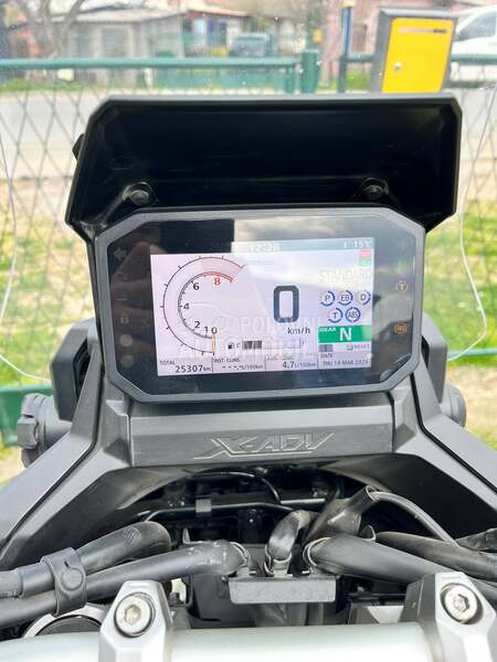 Honda X ADV 750