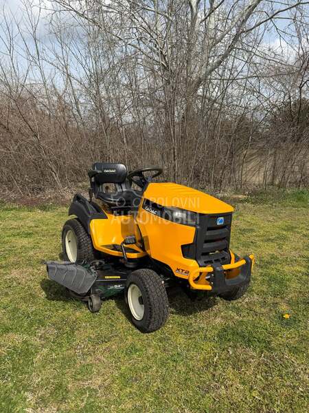 Cub Cadet XT2