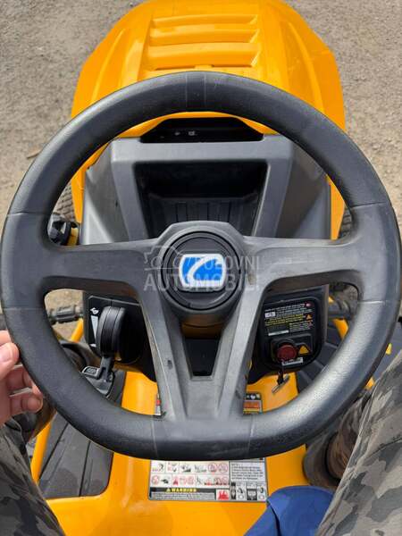 Cub Cadet XT2
