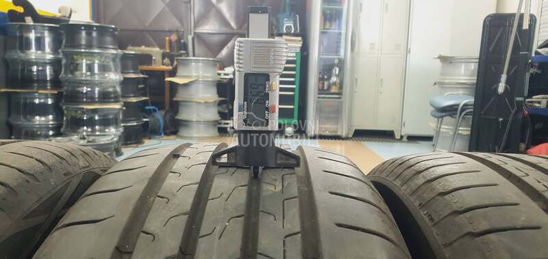 Continental 215/50 R18 Letnja