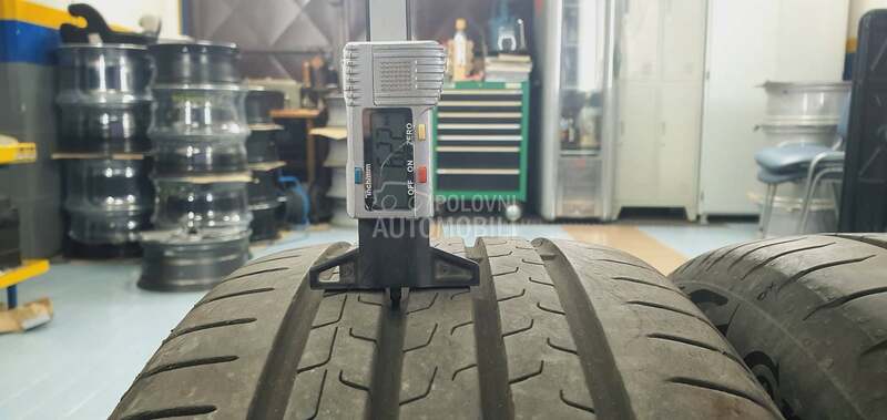 Continental 215/50 R18 Letnja