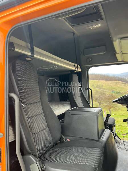 Mercedes Benz Atego 822