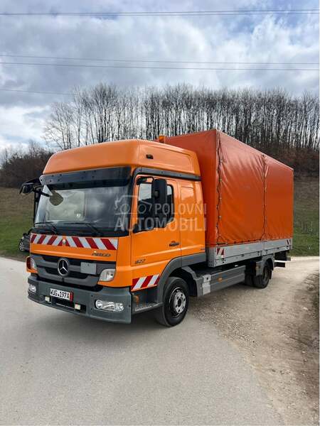 Mercedes Benz Atego 822