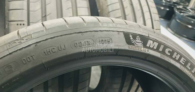Michelin 255/35 R19 Letnja