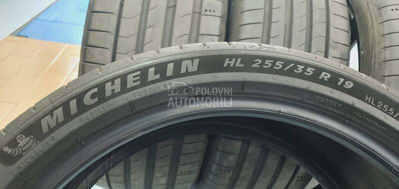 Michelin 255/35 R19 Letnja