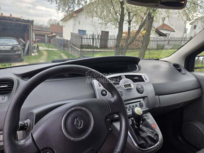 Renault Scenic 