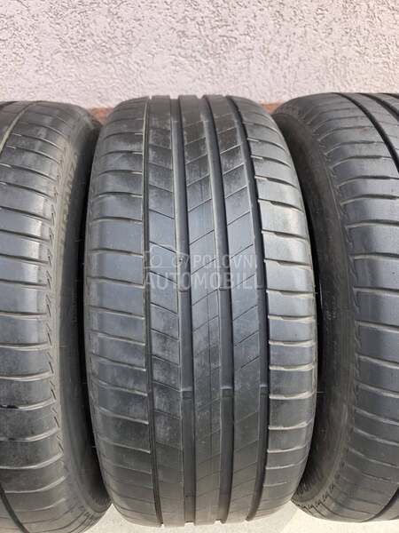Bridgestone 245/45 R19 Letnja