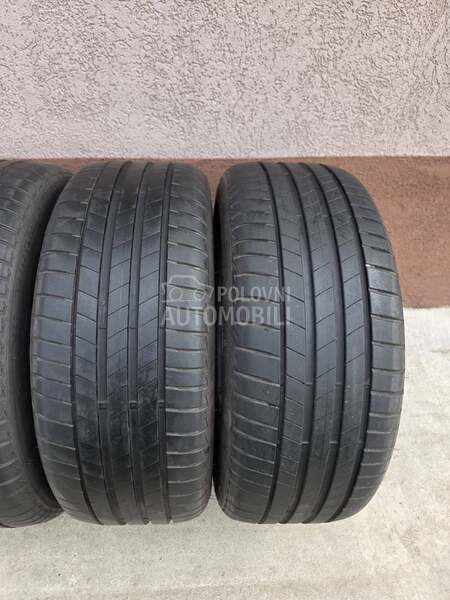 Bridgestone 245/45 R19 Letnja
