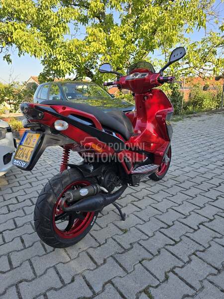 Gilera Runner