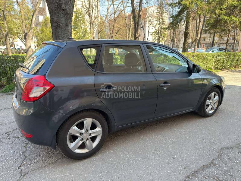 Kia cee`d 1.6CRDi
