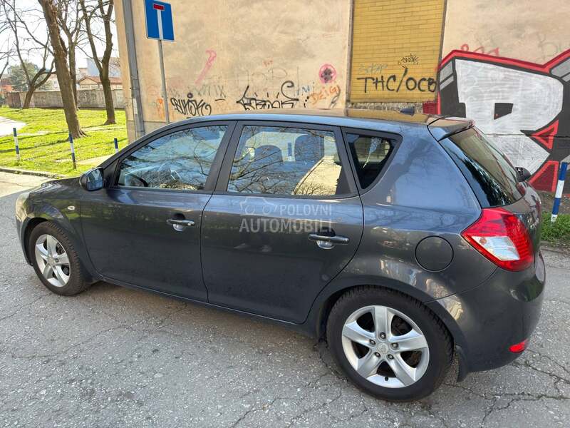 Kia cee`d 1.6CRDi