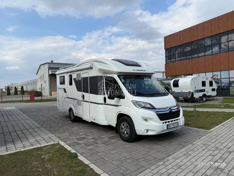 Adria Matrix Axess 670 SL