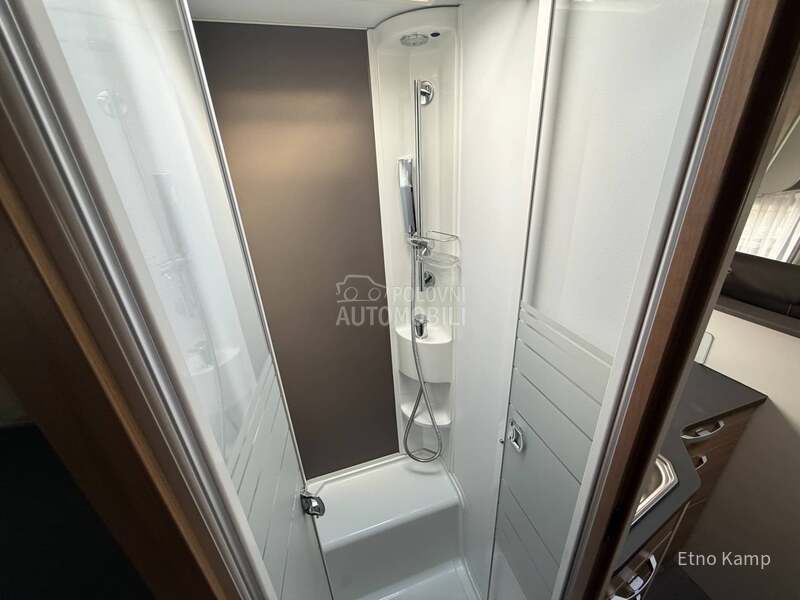 Adria Matrix Axess 670 SL