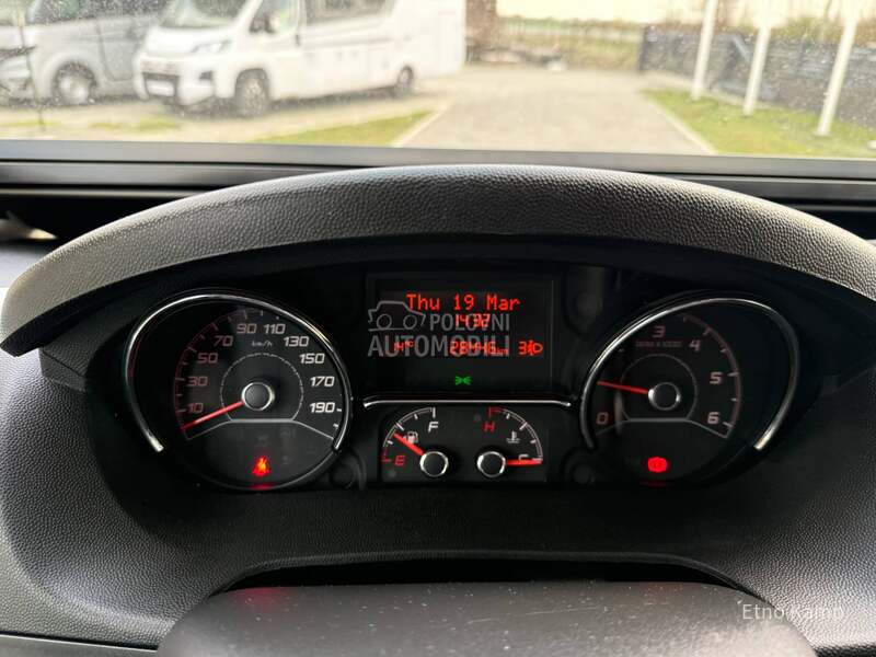 Adria Matrix Axess 670 SL