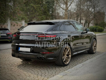 Porsche Cayenne Pepita seat chrono