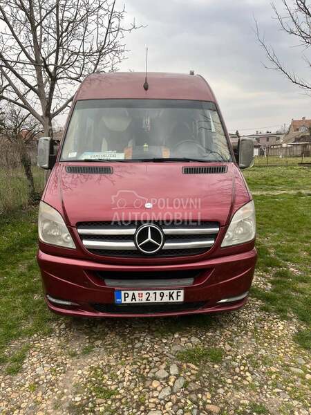 Mercedes Benz Sprinter 519