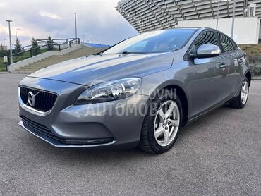 Volvo V40 D2