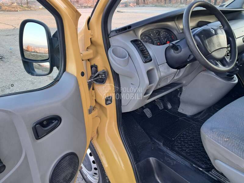 Renault Trafic 