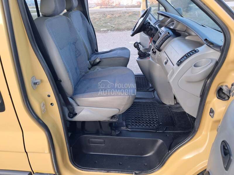 Renault Trafic 