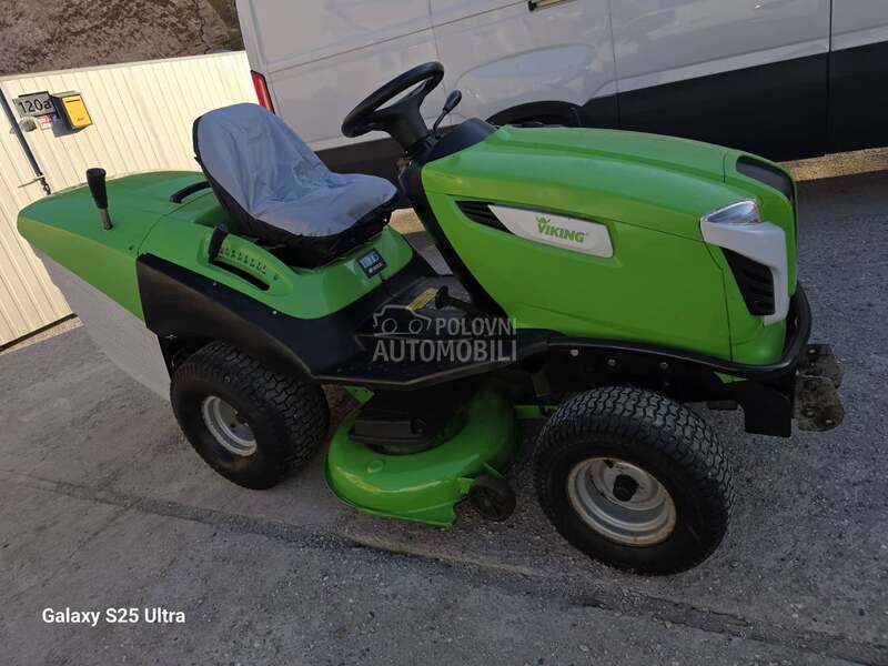 Traktori za travu Viking