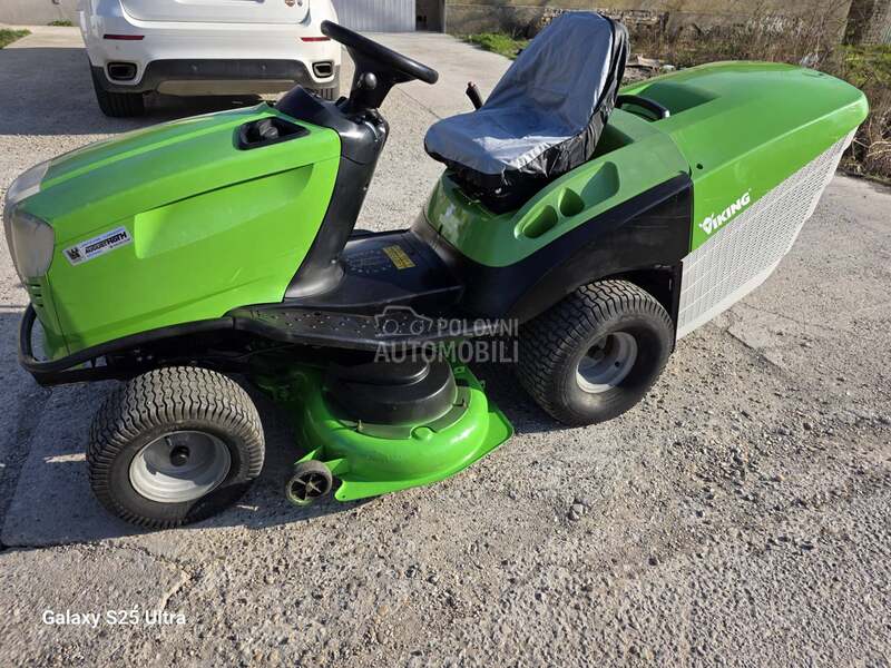 Traktori za travu Viking
