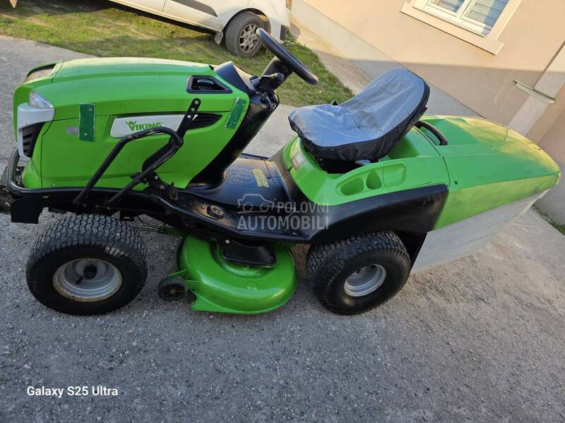 Traktori za travu Viking