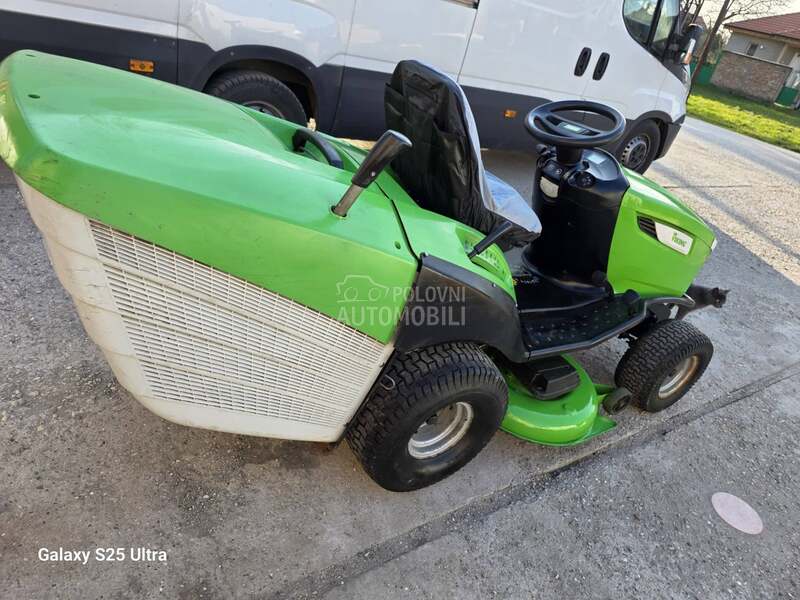 Traktori za travu Viking