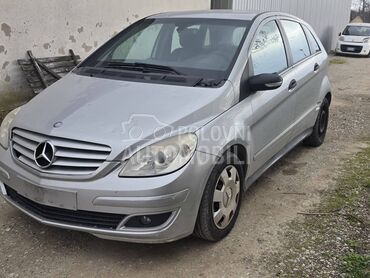 Mercedes Benz B 180 