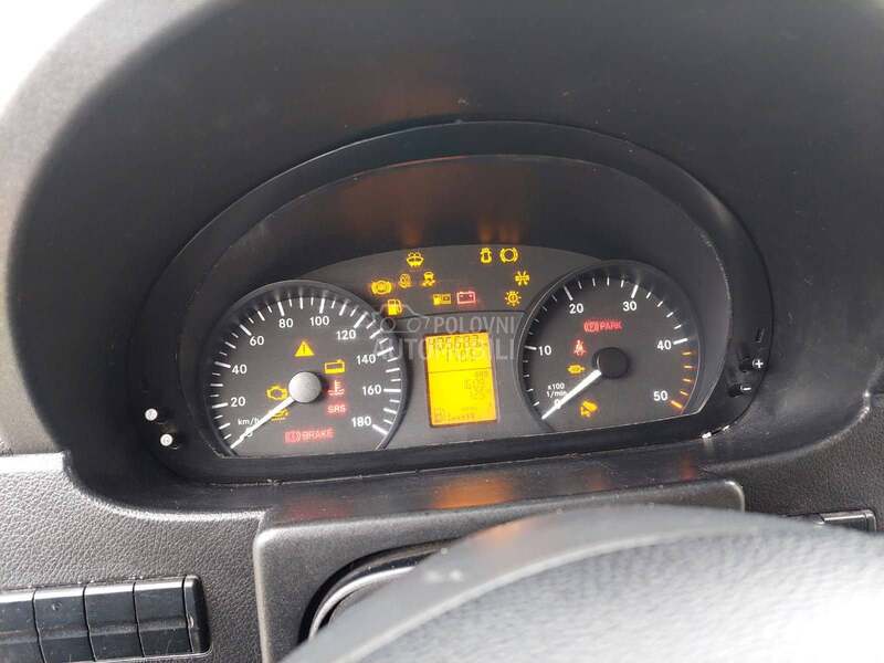 Mercedes Benz Sprinter