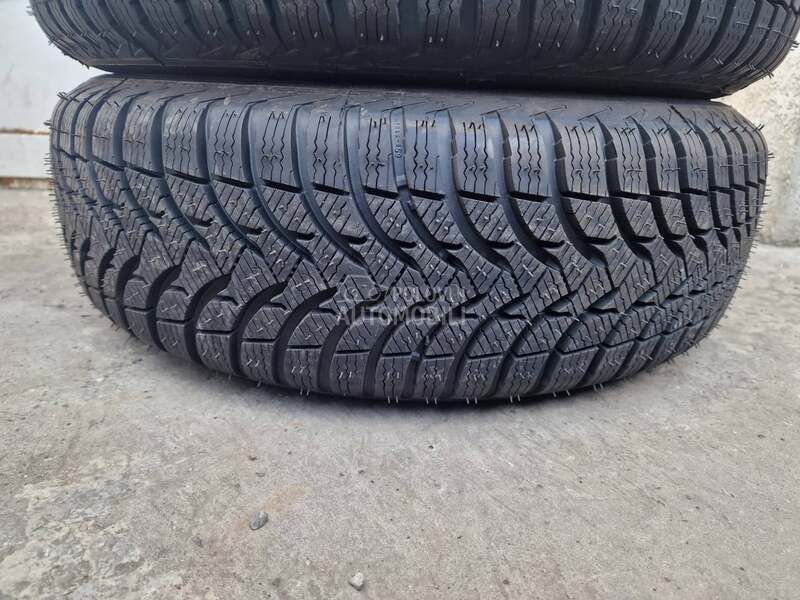Michelin 185/60 R15 Zimska