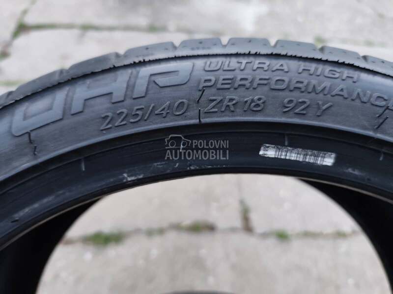 Taurus 225/40 R18 Letnja