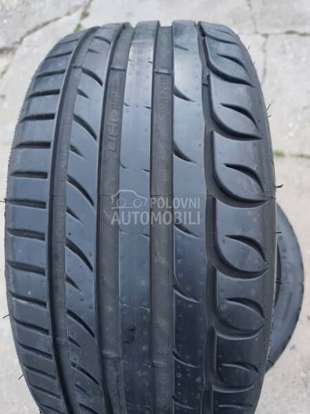 Taurus 225/40 R18 Letnja