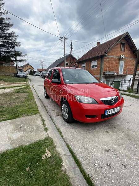 Mazda 2 
